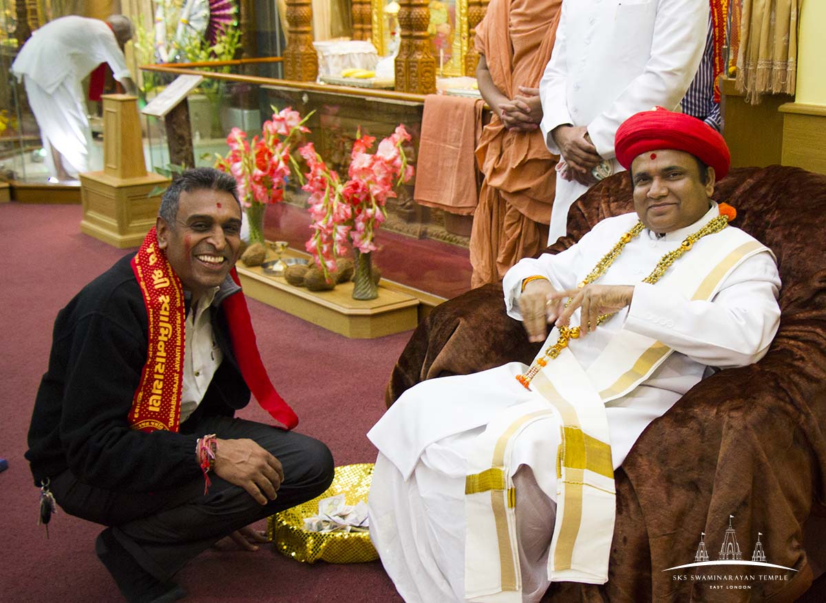 ©1987-2017 SKS Swaminarayan Temple East London